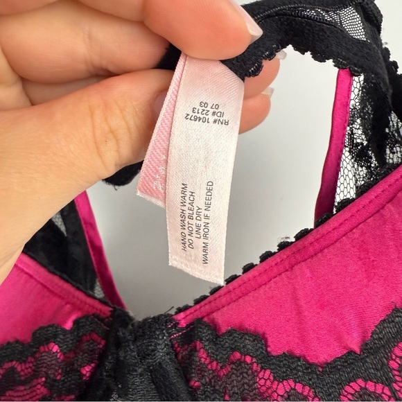 Victoria’s Secret Women’s 34B Silk Lace Babydoll Lingerie – Black & Fuchsia - Picture 4 of 6